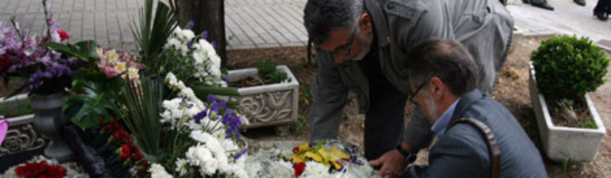 Celebrado el Acto Homenaje y la Ofrenda Floral a los asesinados y represaliados por el Franquismo en Ubrique